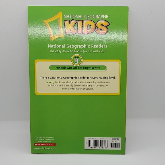 National Geographic Kids 'Cats vs. Dogs'  Level 3 Reader - Picture 2 of 4